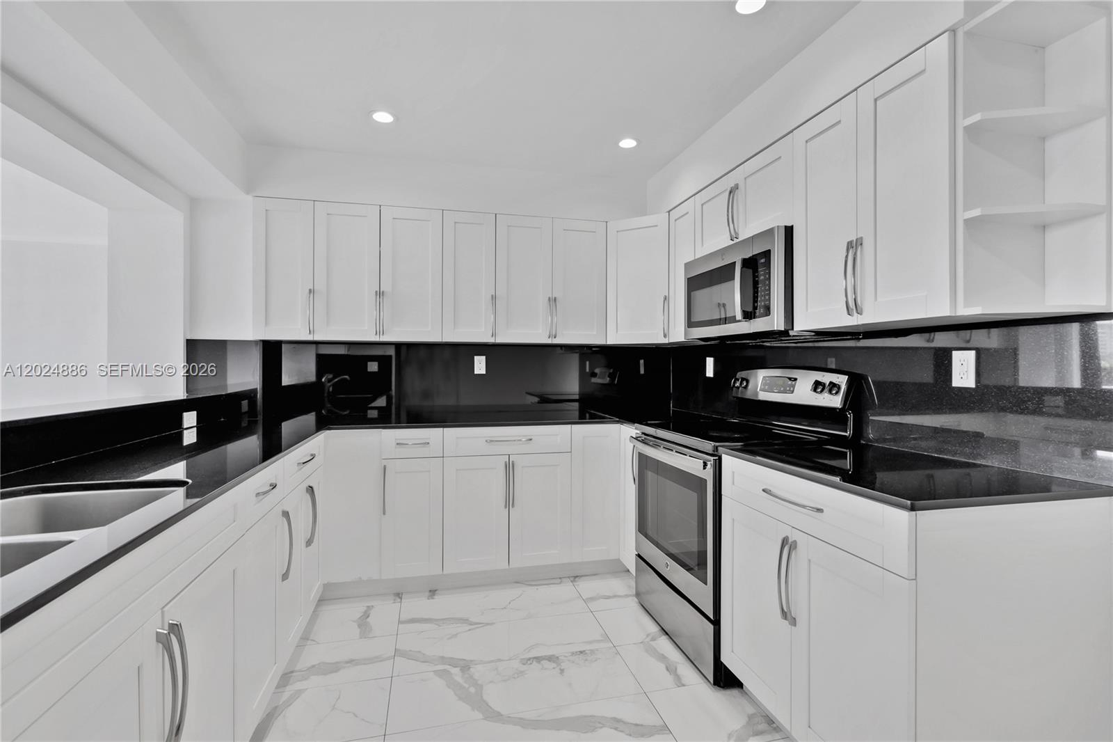 Property photo # 9