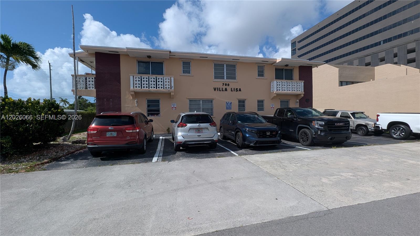 Property photo # 0