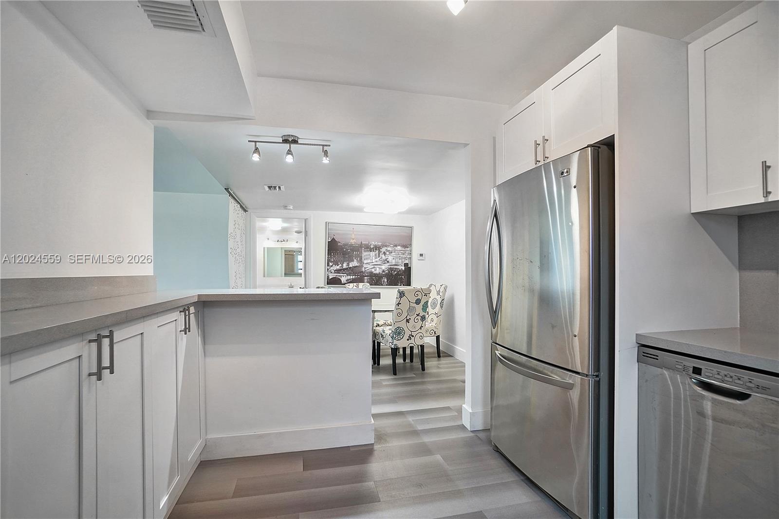 Property photo # 2
