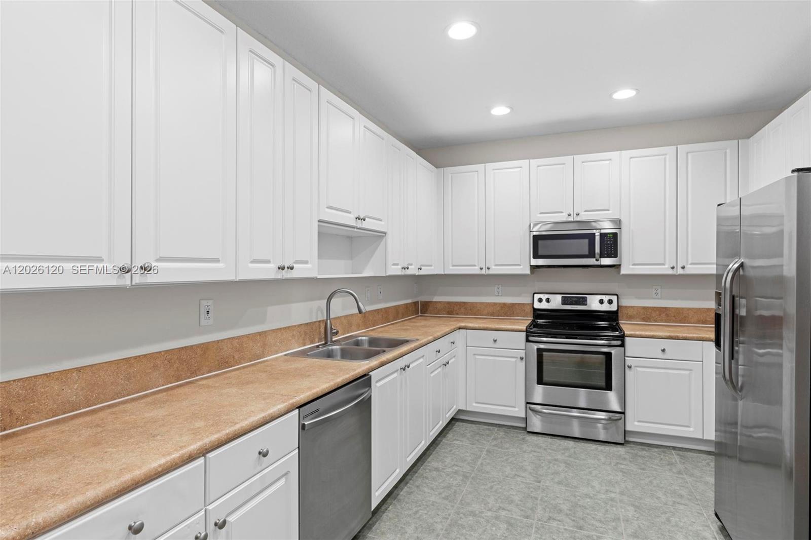 Property photo # 2