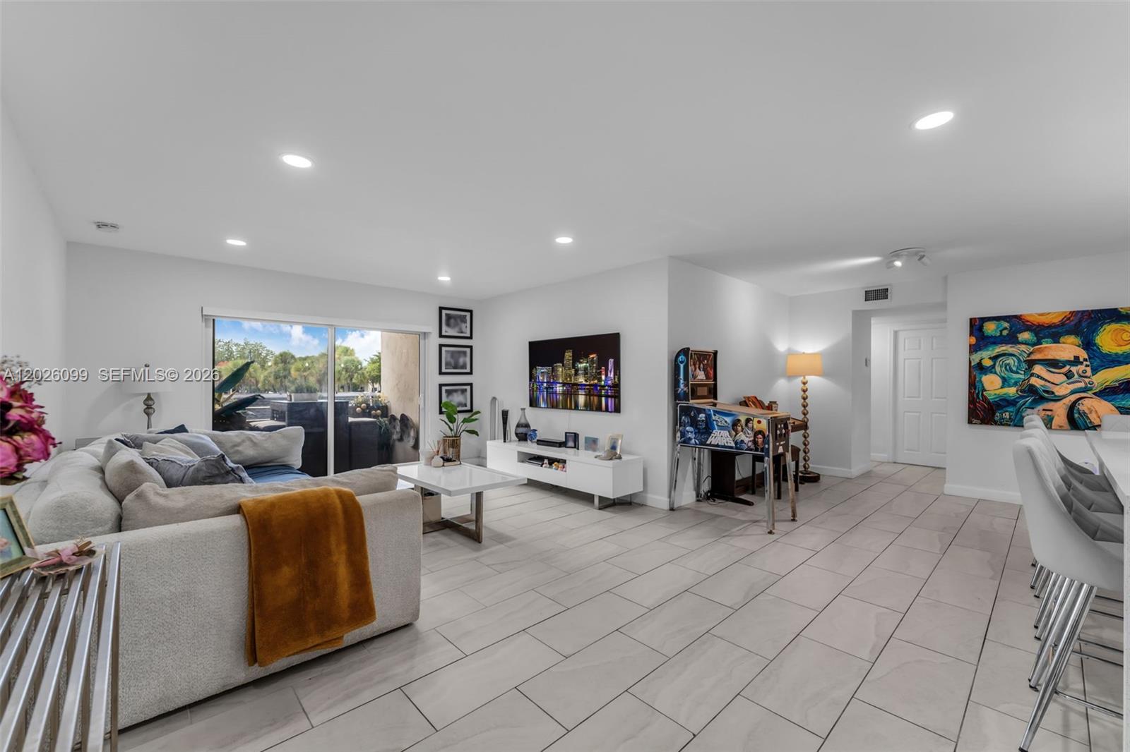 Kings Creek So Condo
