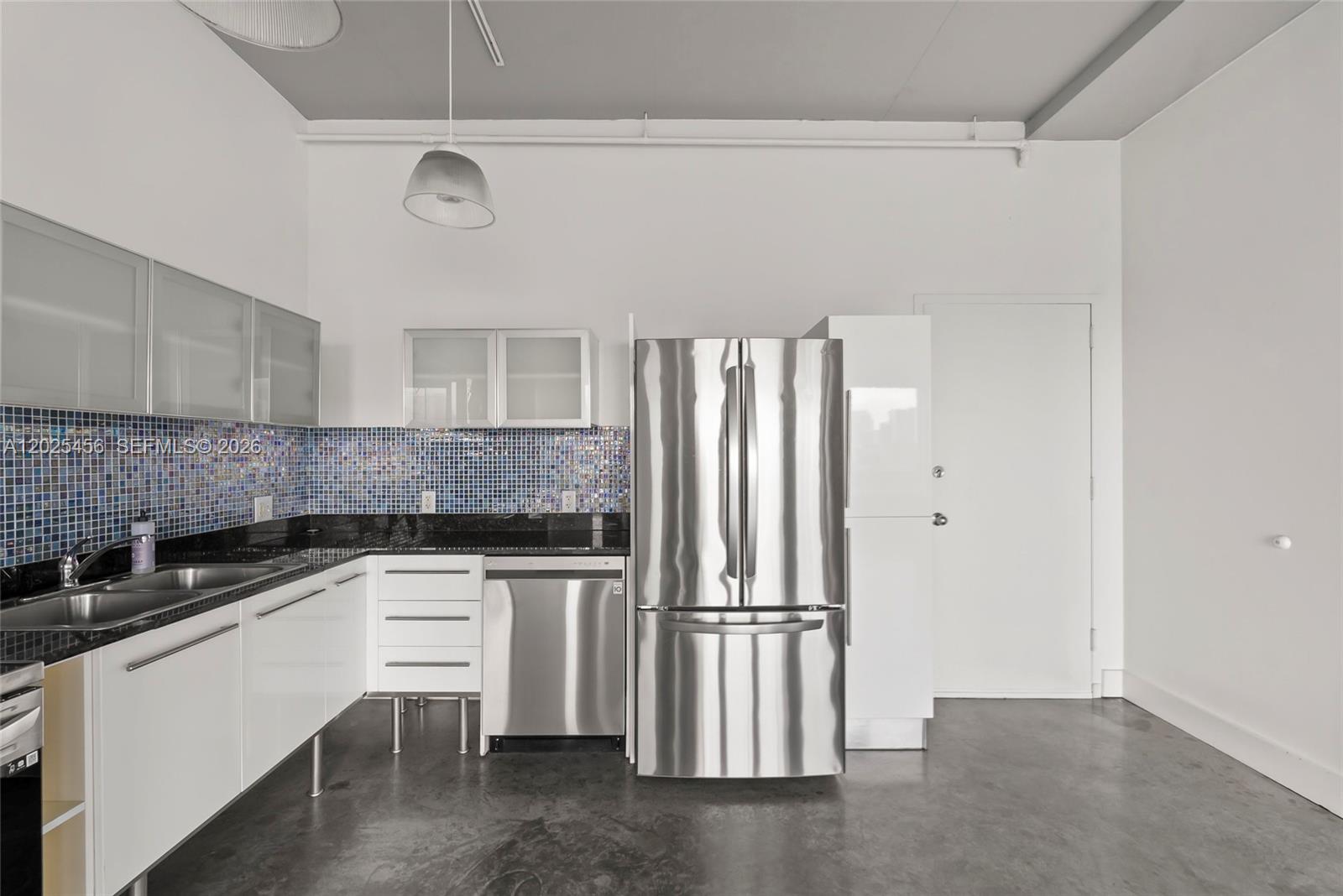 Property photo # 3