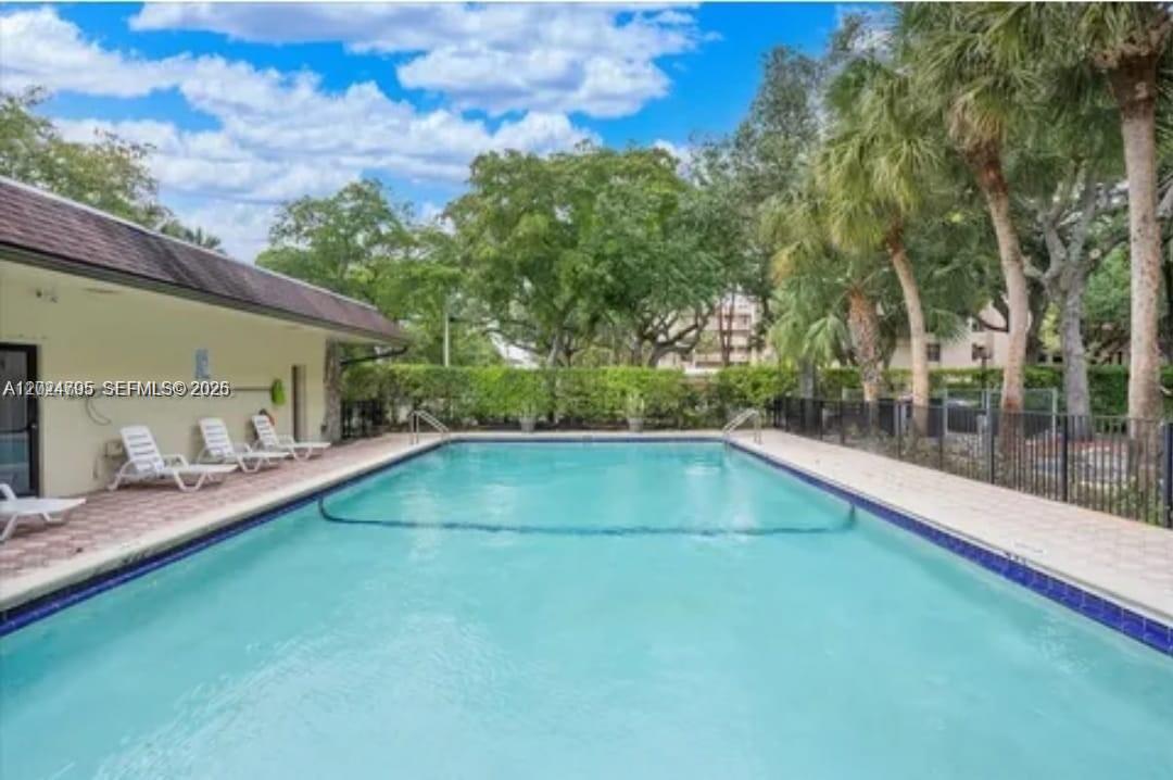 Property photo # 4
