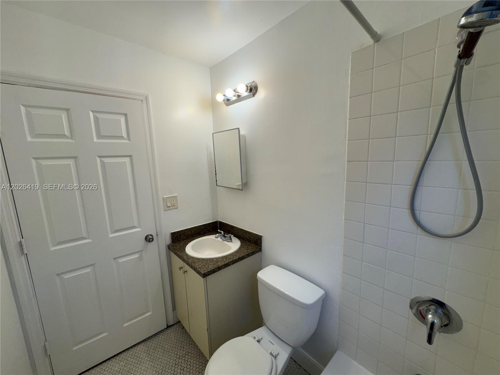 Property photo # 6