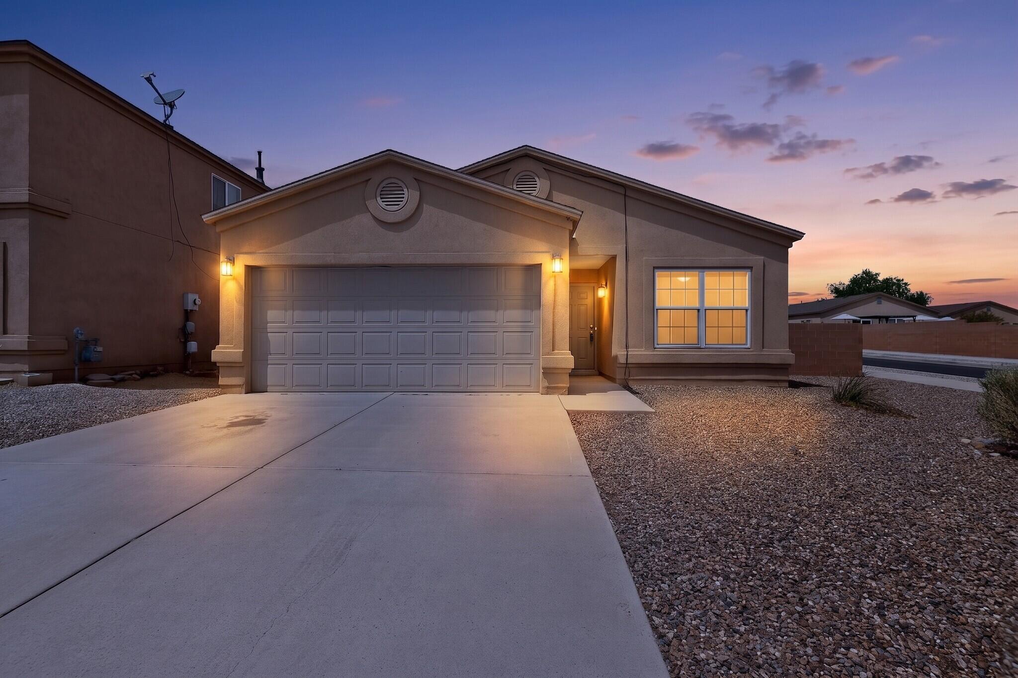 9309 Valle Vidal Place SW Albuquerque, NM 87121