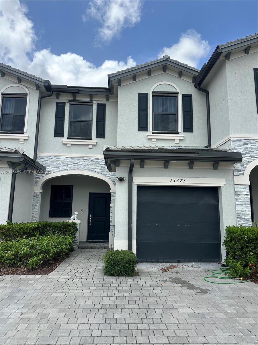 Property photo # 0