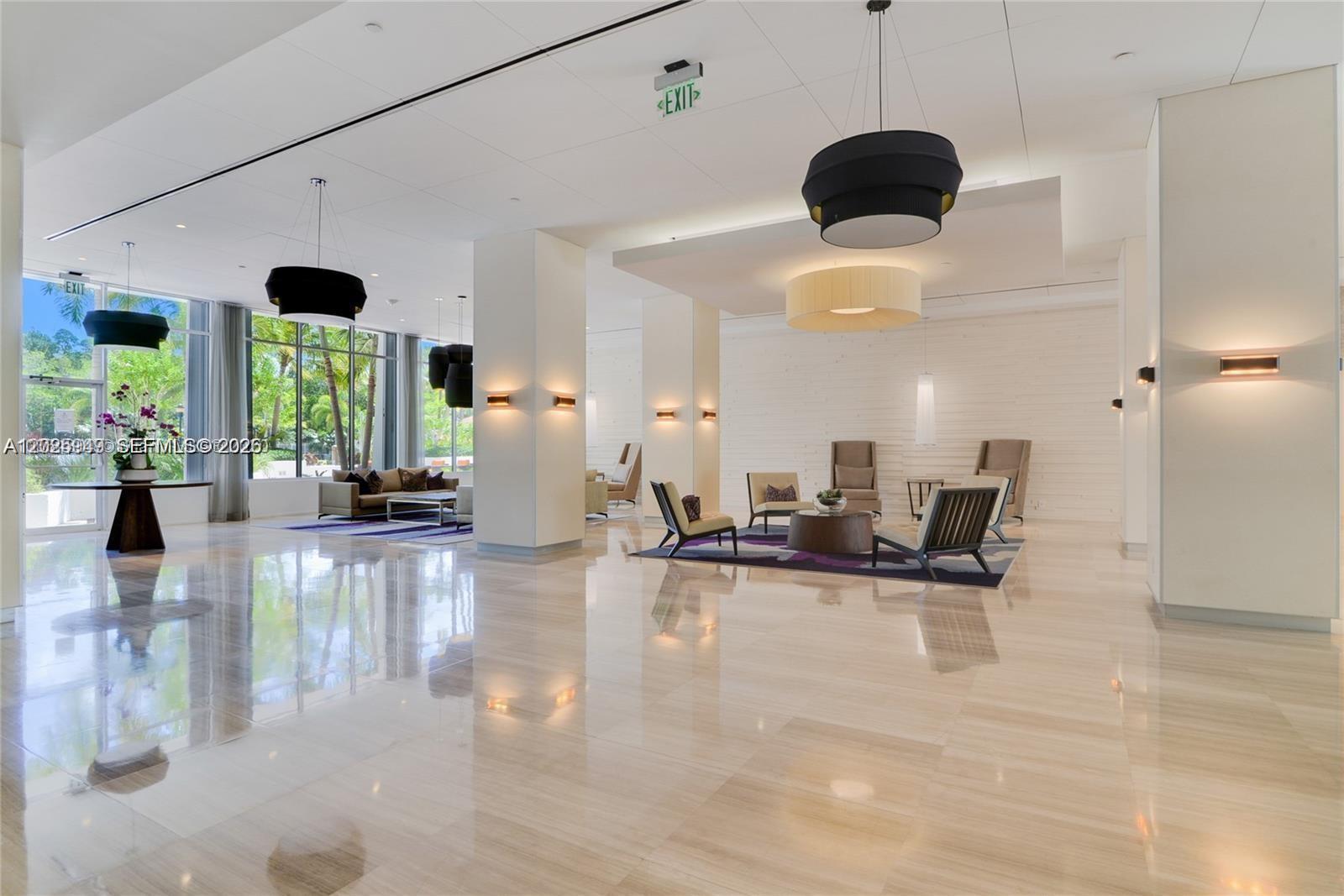 Arlen House East Condo