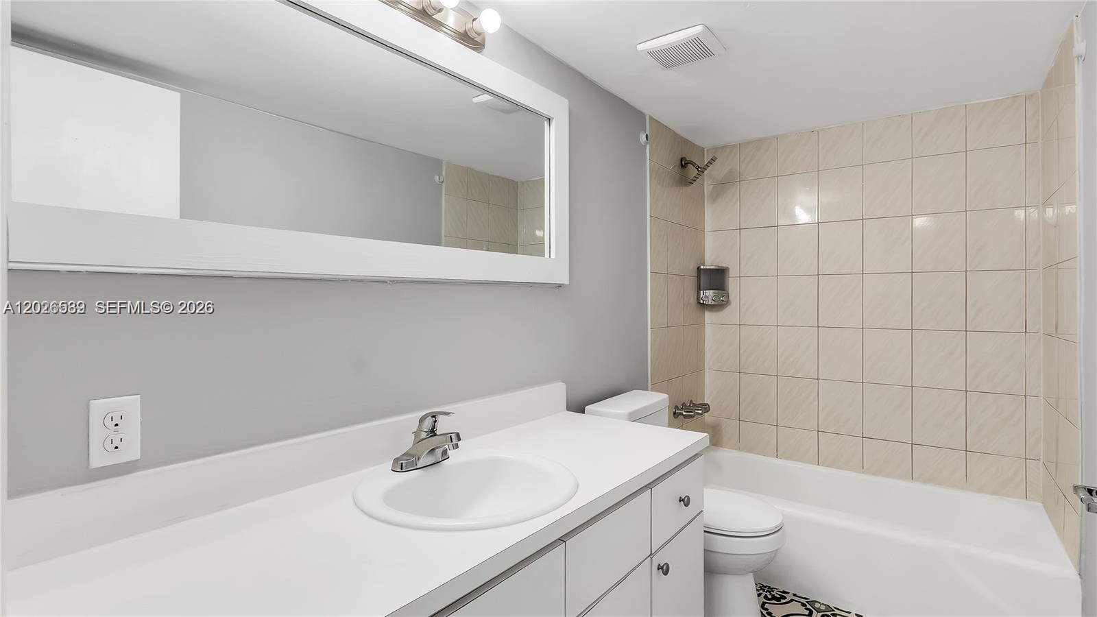 Property photo # 8