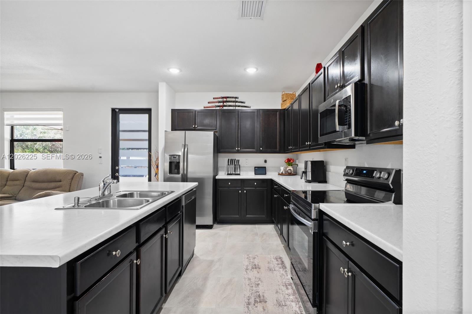Property photo # 7