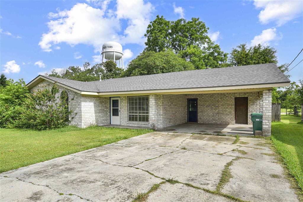 2401 Mary Ann Drive — photo 2