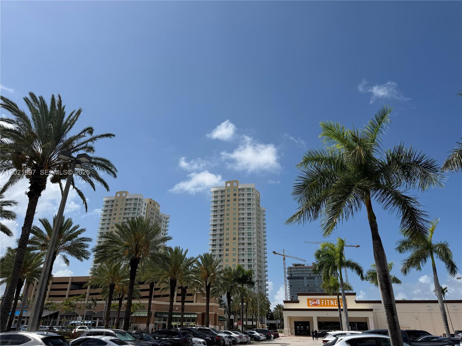 Duo Condominium East
