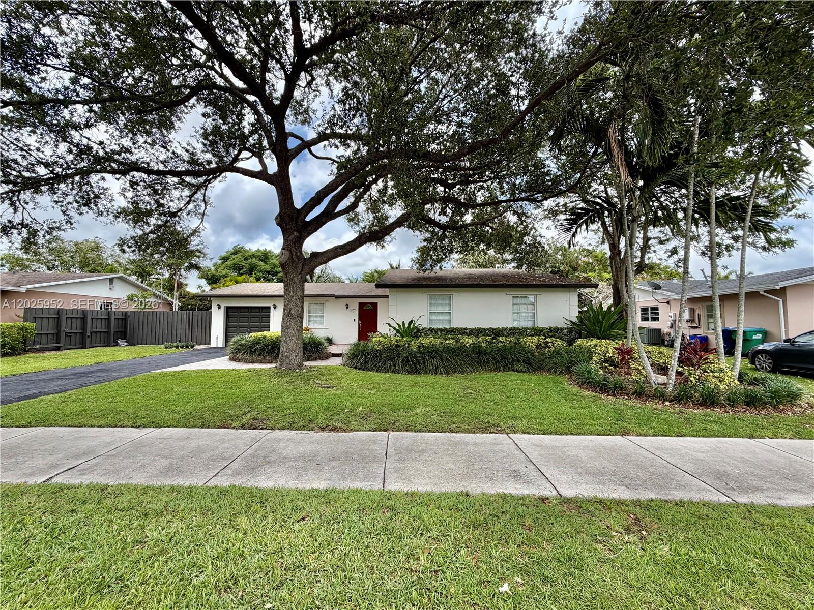Property photo # 0