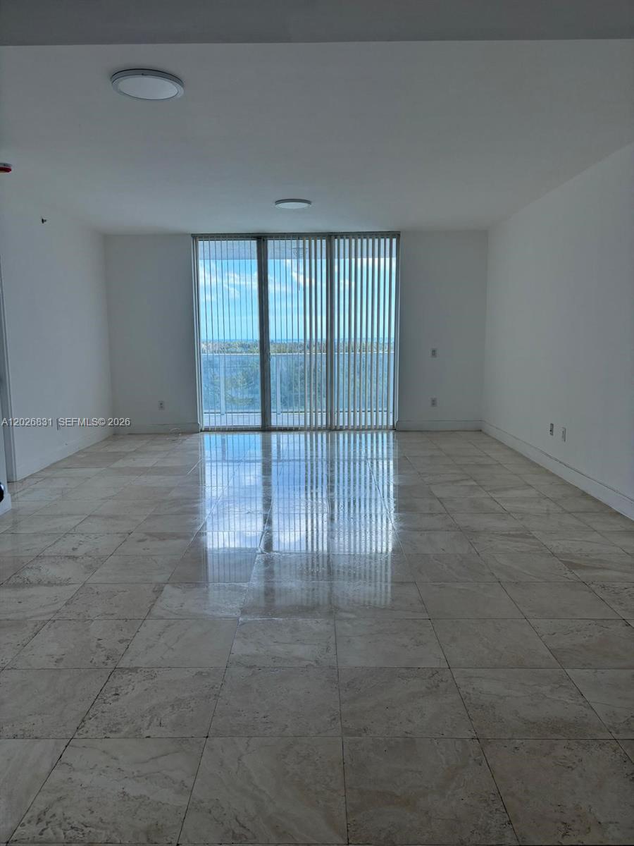 The Oaks I Condo