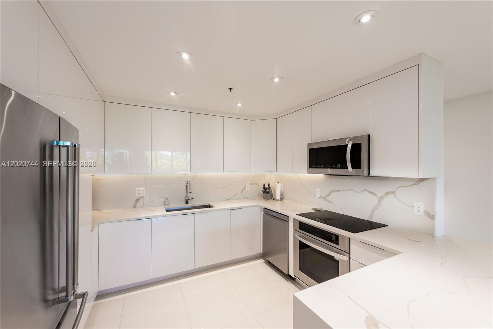 Property photo # 3