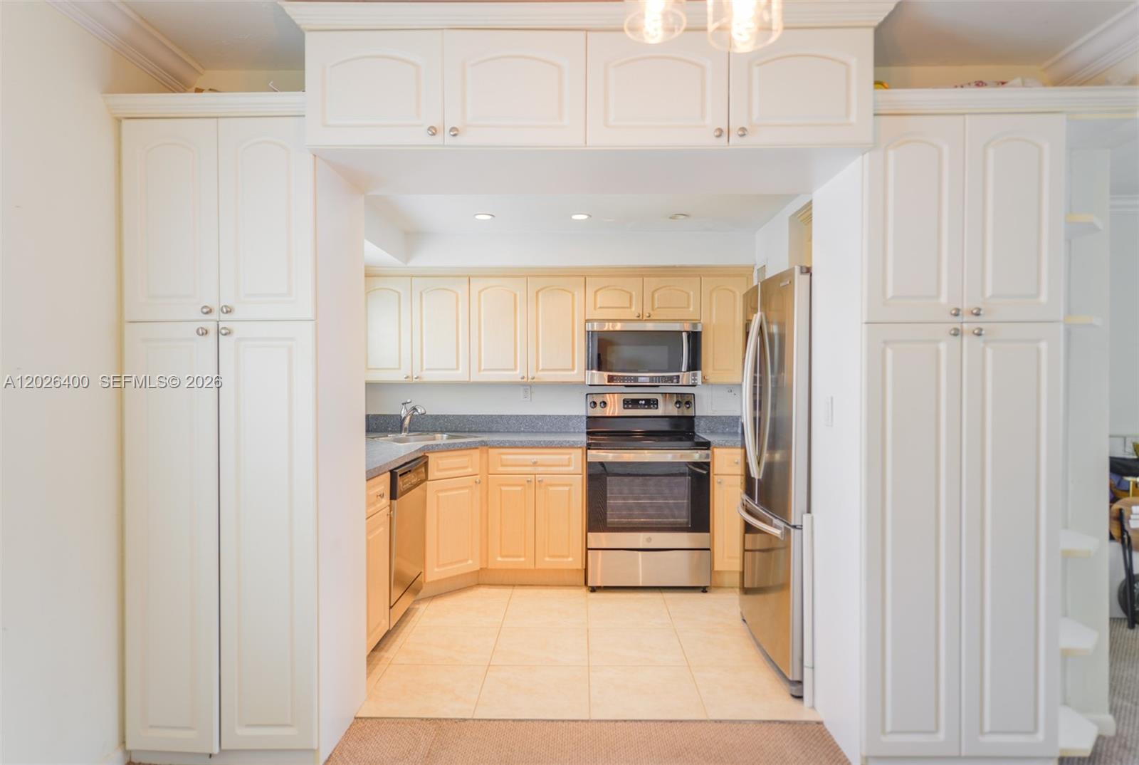 Property photo # 4