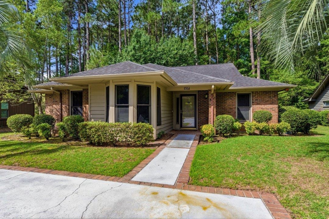 1st image of 107 Mayberry Ln, Conway, SC 29526 | MLS# 2613702