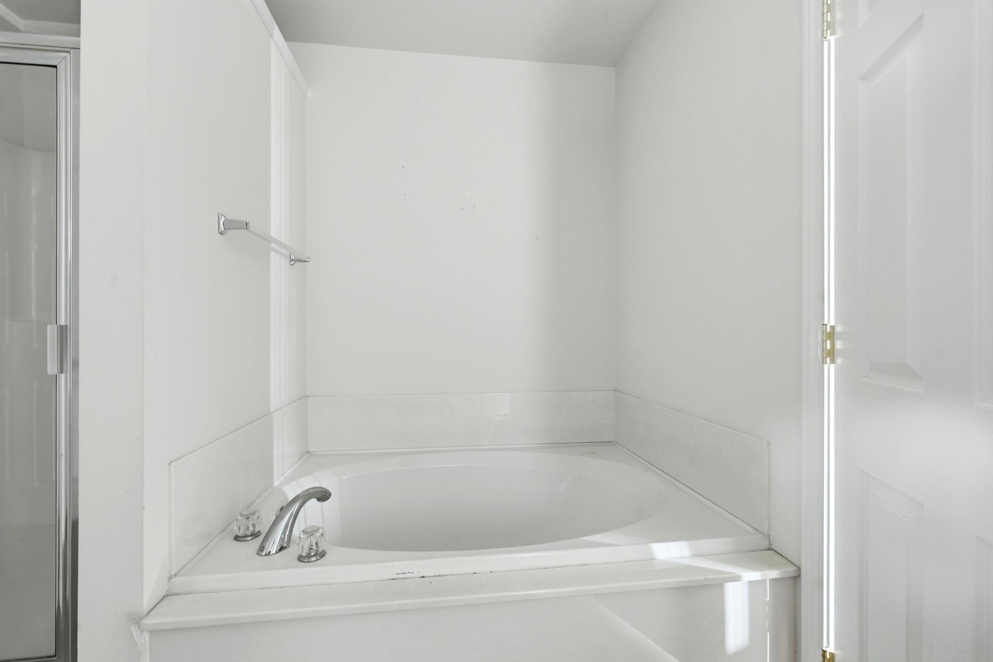 2613710 | Photo 22