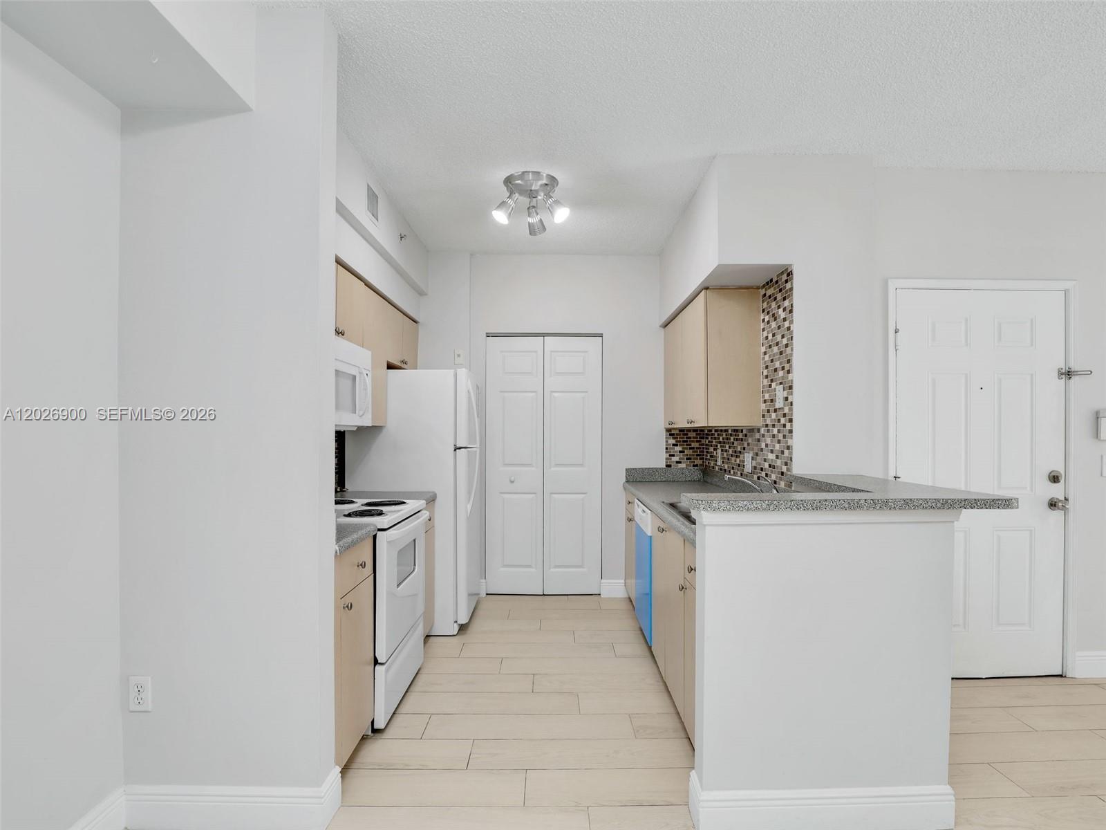Property photo # 2