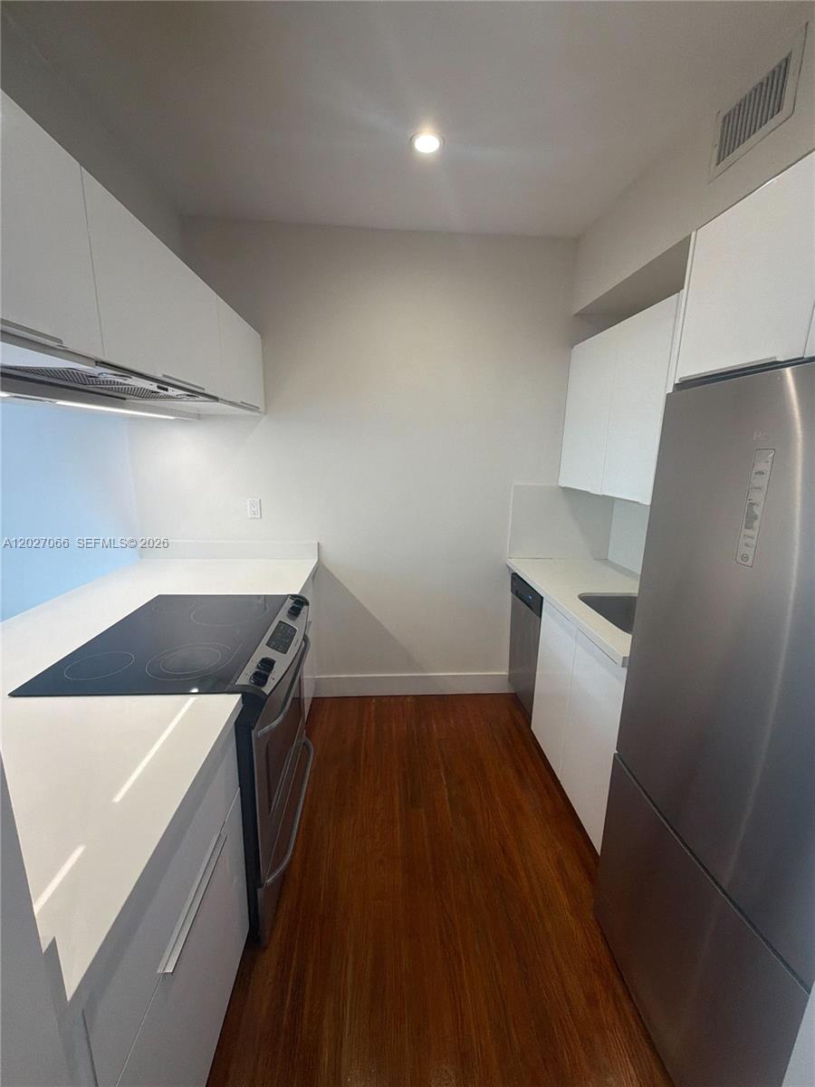 Property photo # 2