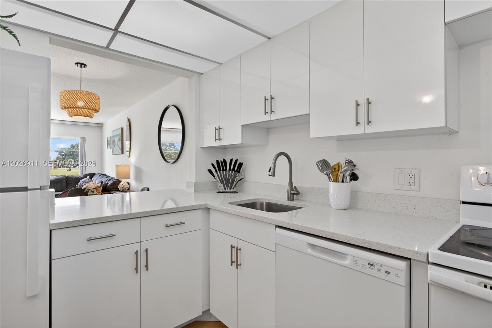 Property photo # 7