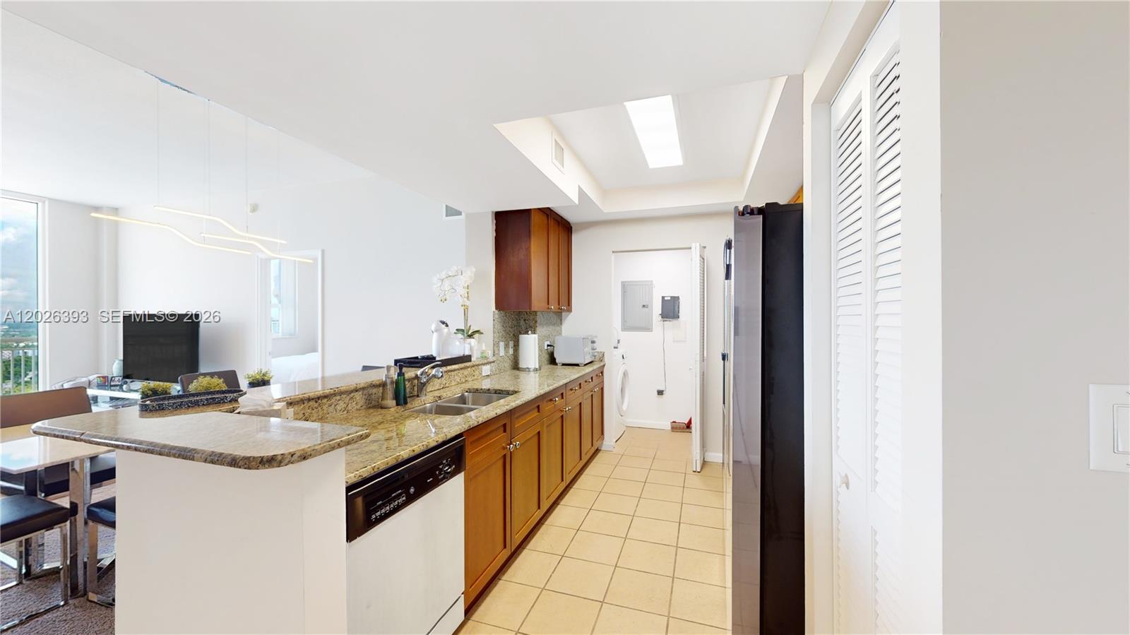 Property photo # 6
