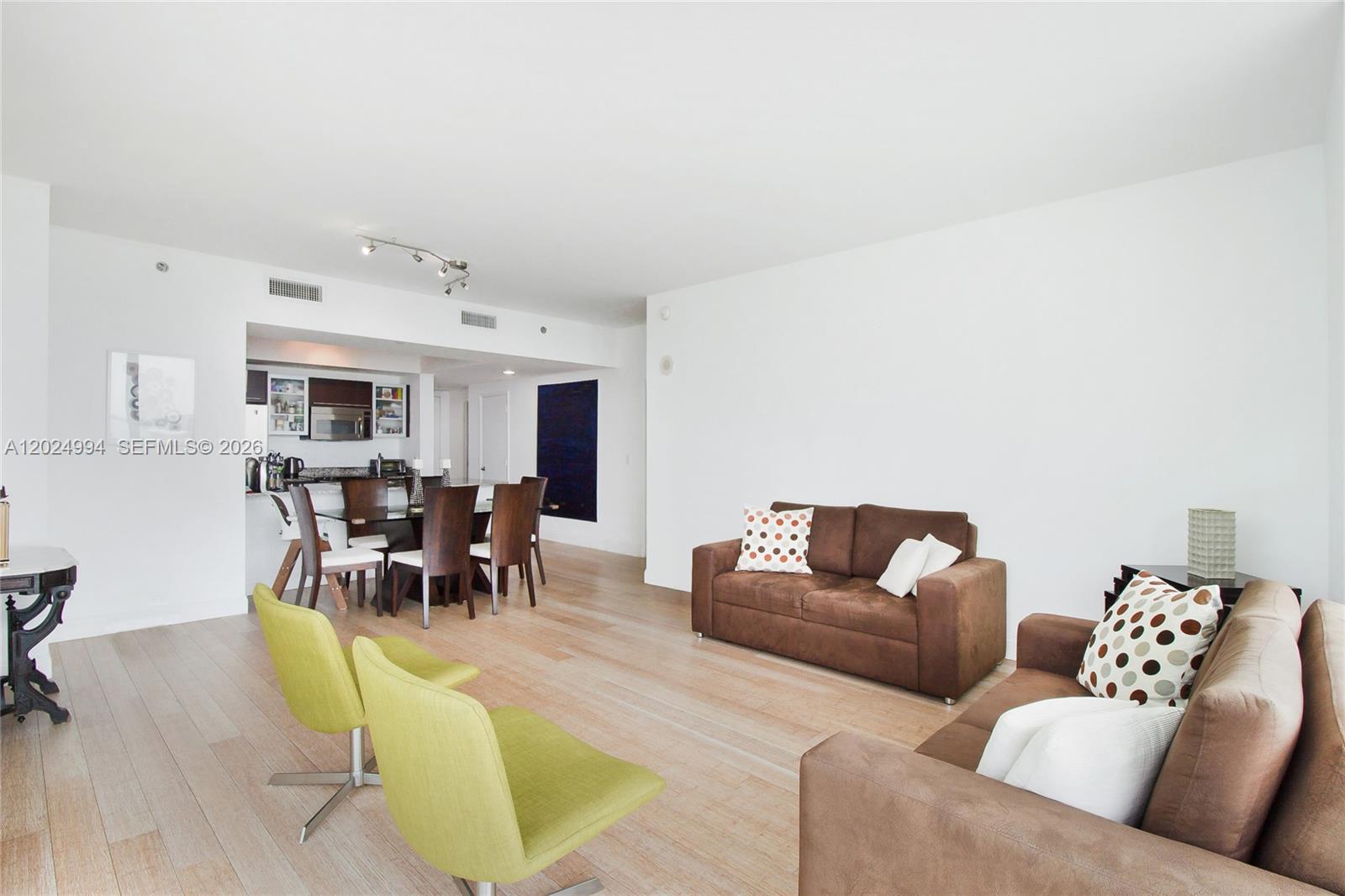 Property photo # 2