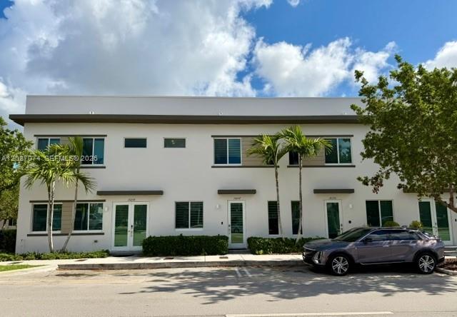 Landmark At Doral Central