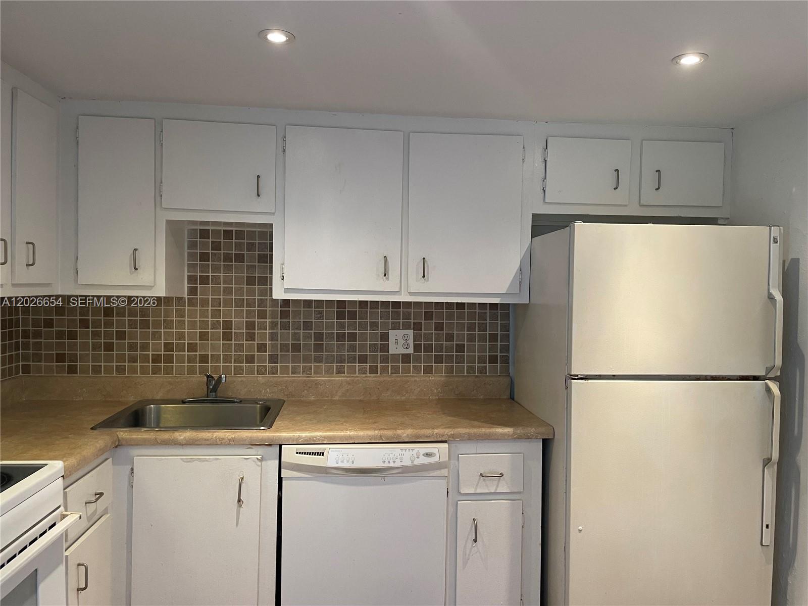 Property photo # 4