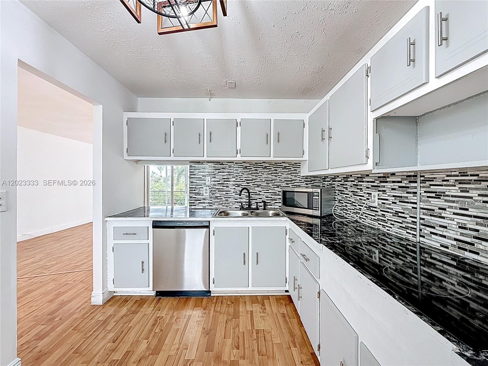 Property photo # 3