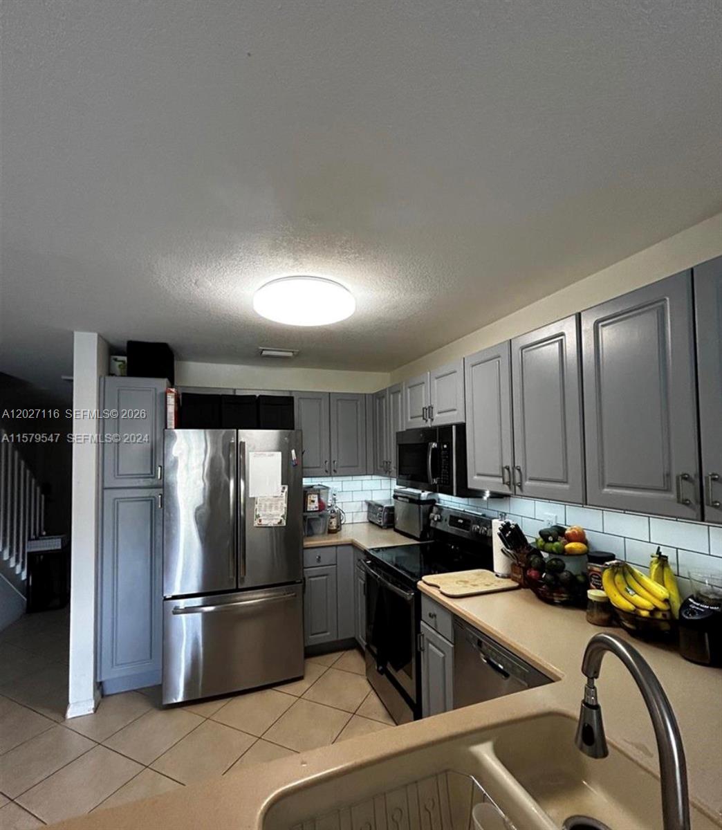 Property photo # 9
