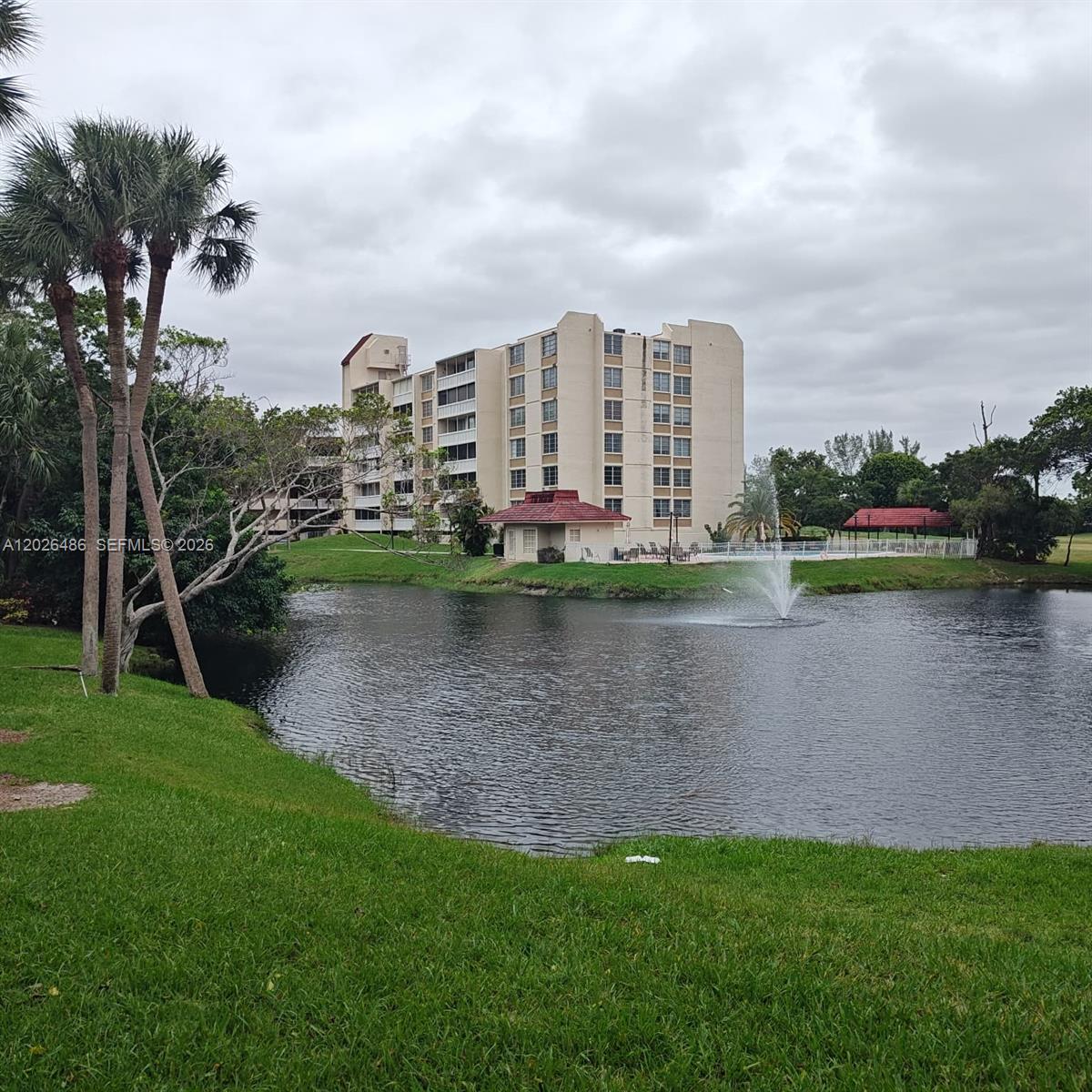 Environ I Condo 5 And 6