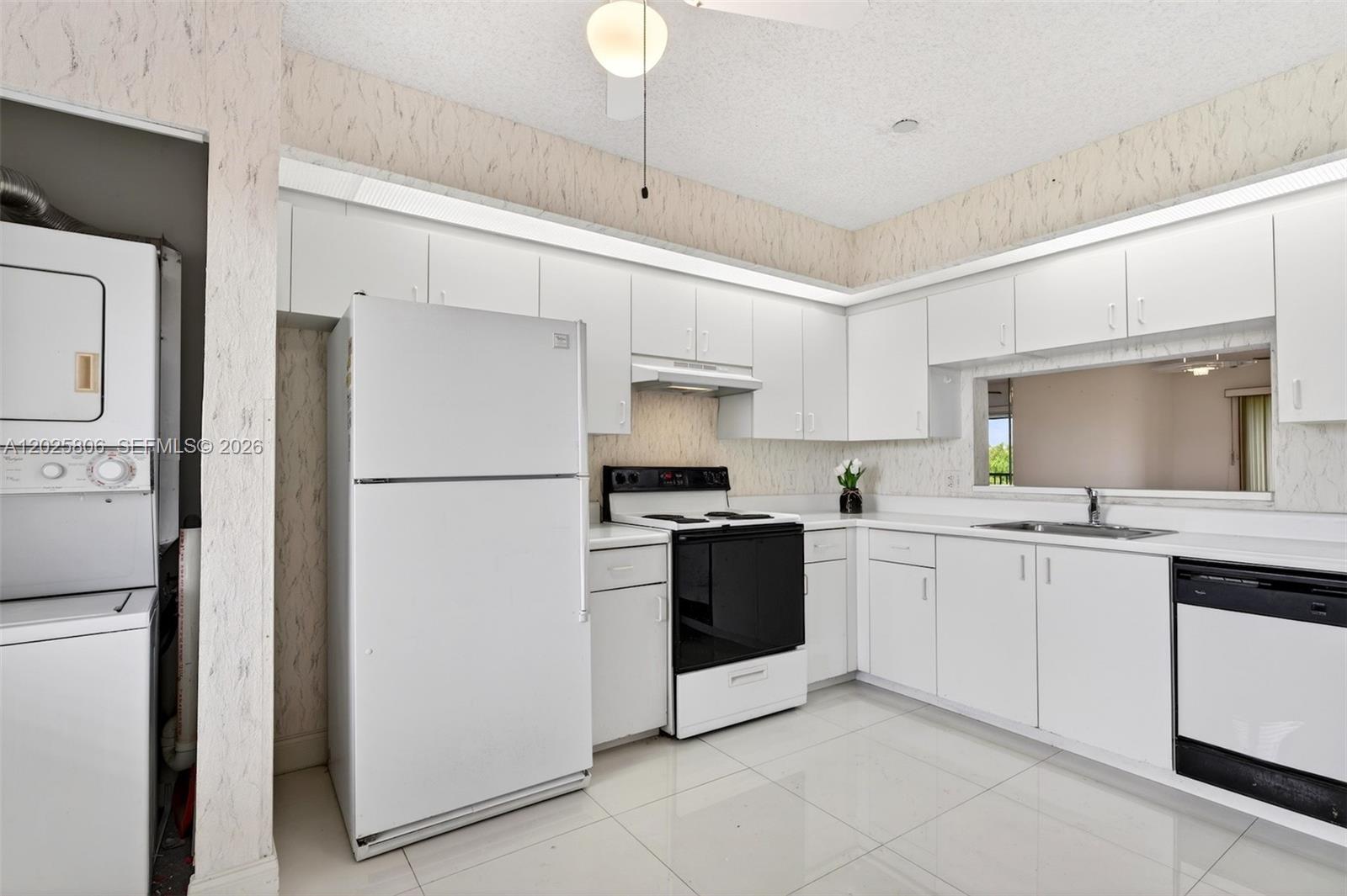 Property photo # 6