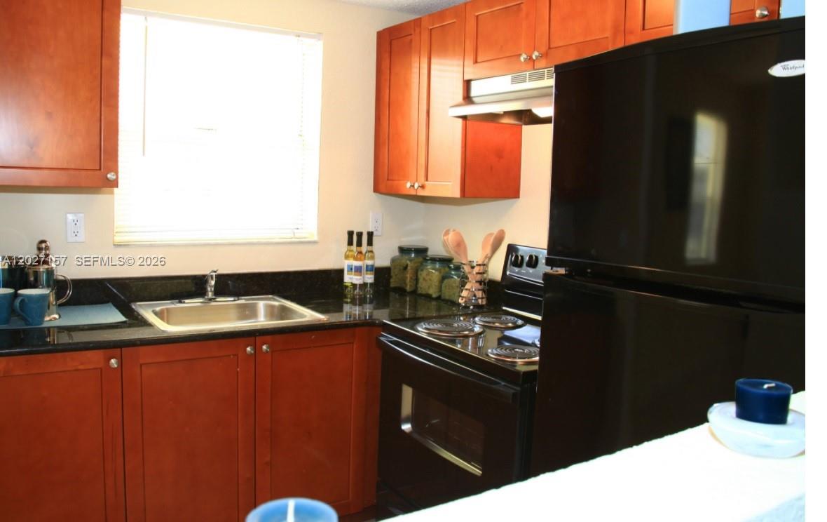 Property photo # 4