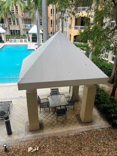 Property photo # 2