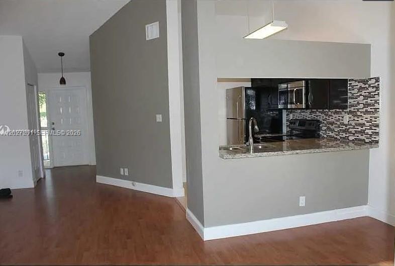 Property photo # 0