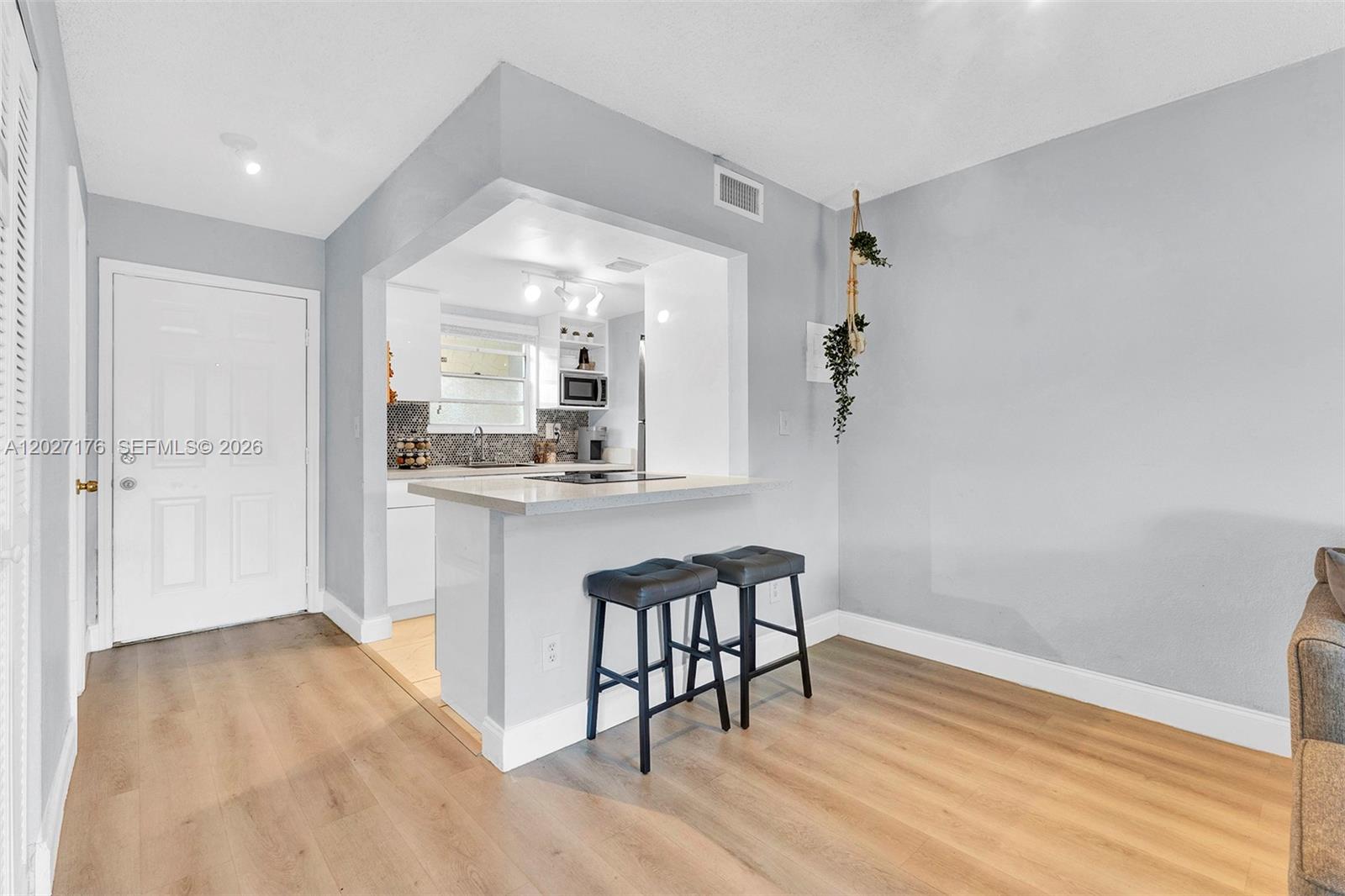 Property photo # 7