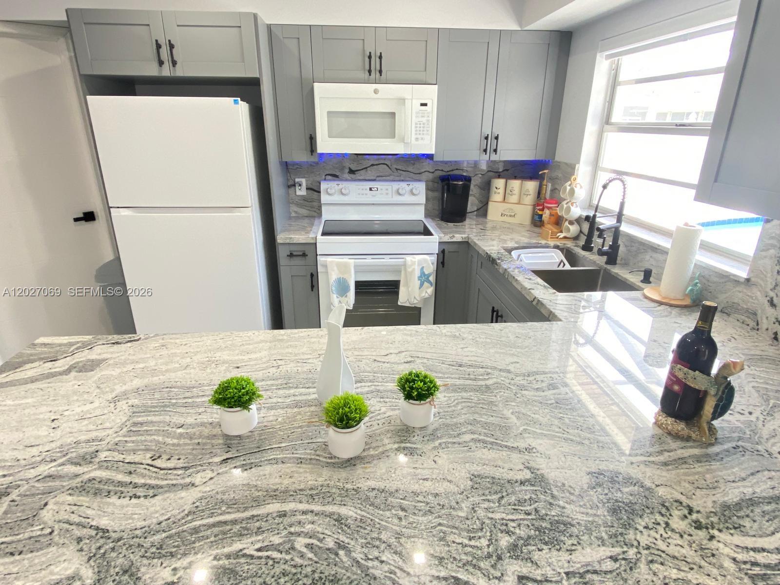 Property photo # 7