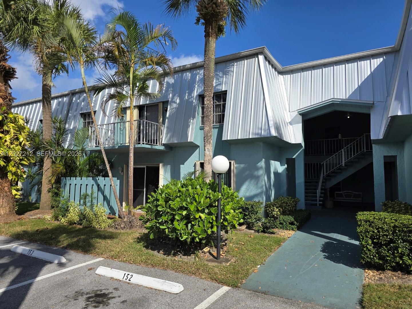 Property photo # 0