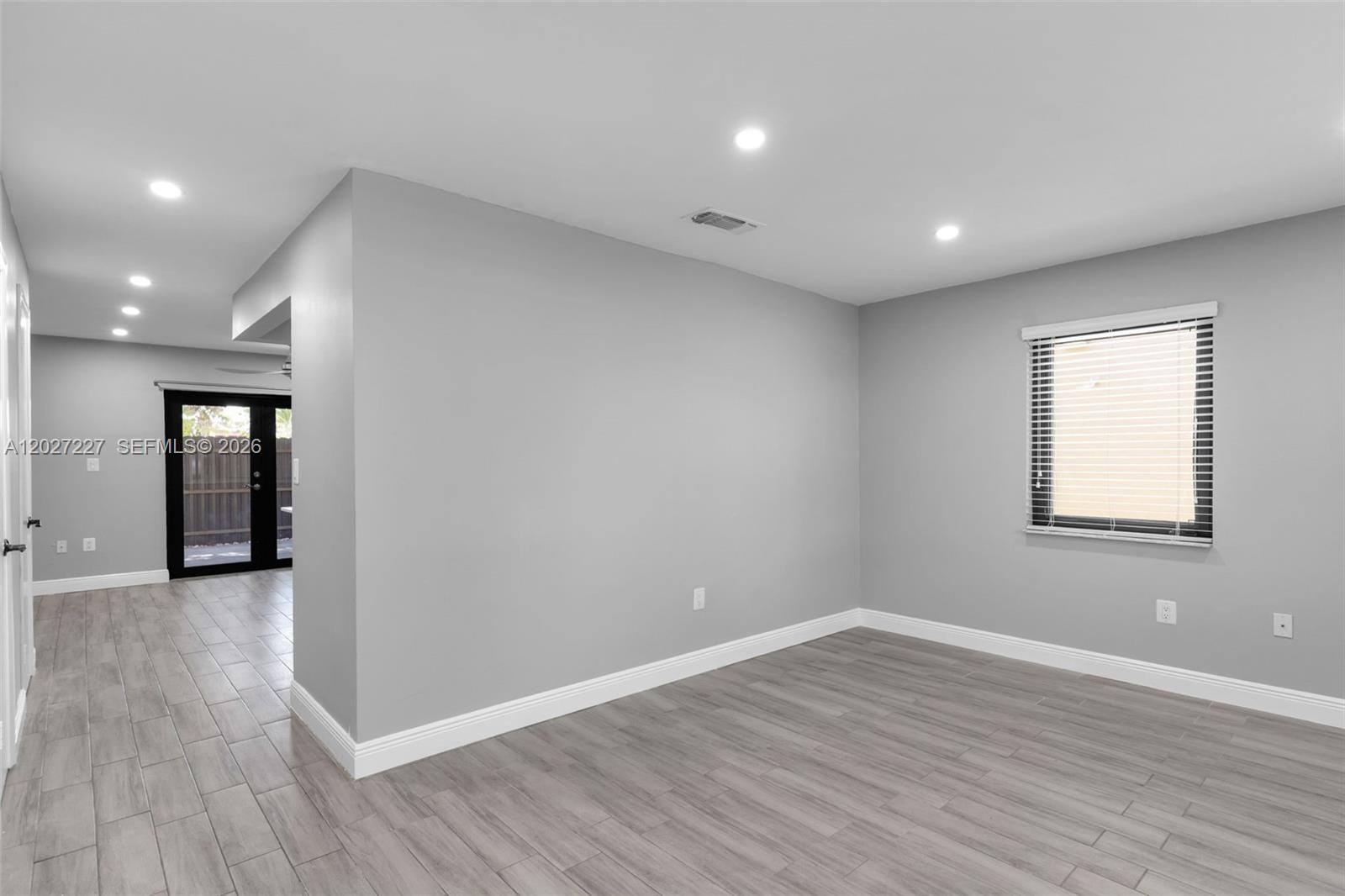 Property photo # 8
