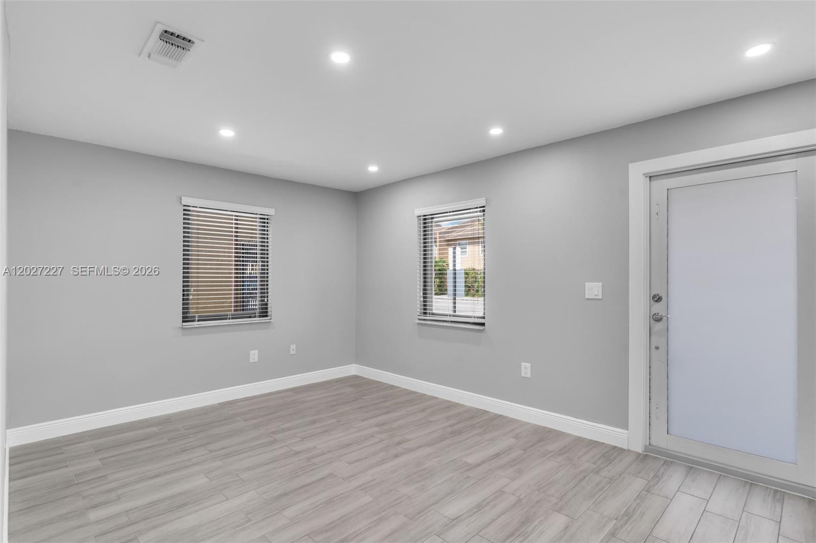 Property photo # 2