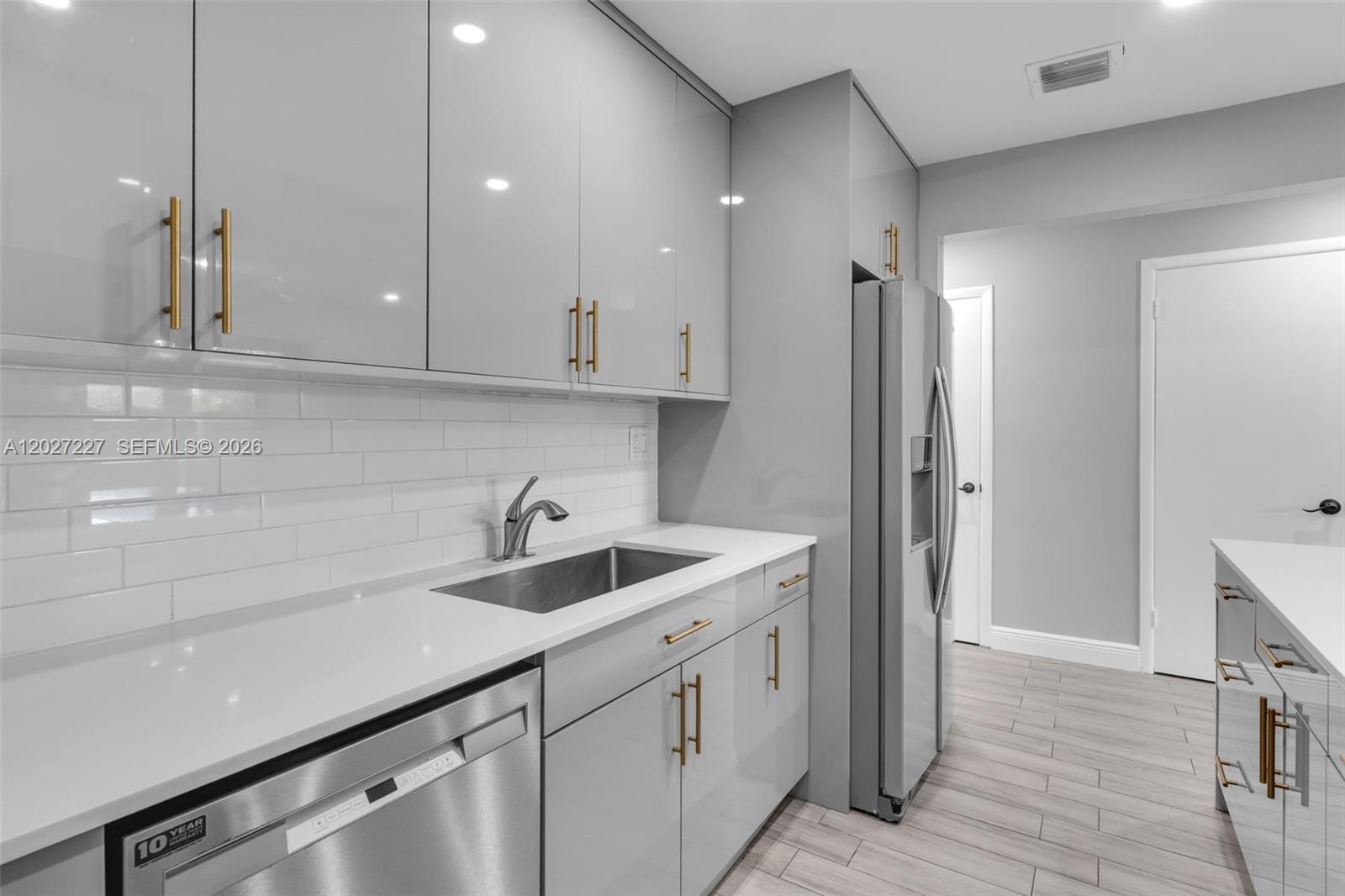 Property photo # 7