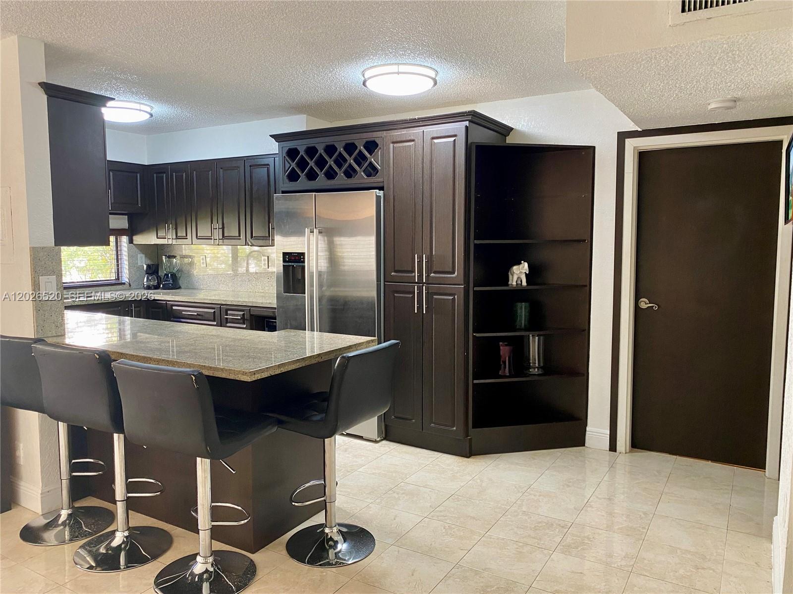 Property photo # 0