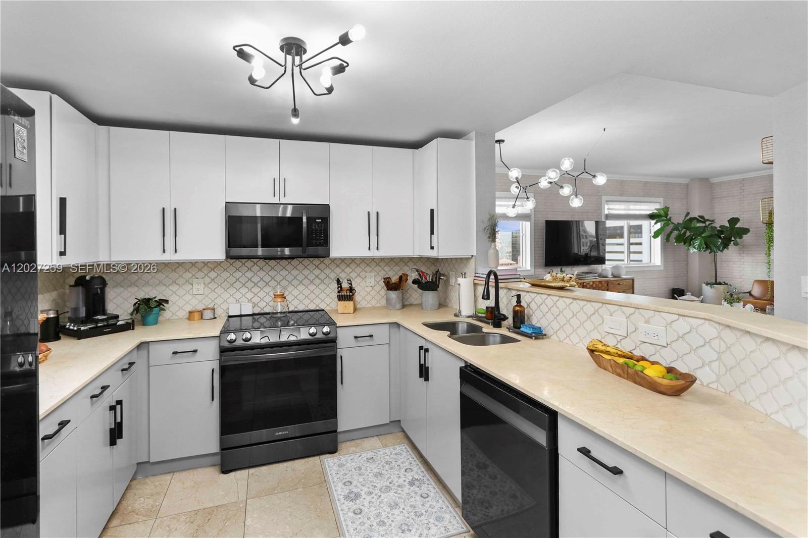 Property photo # 4