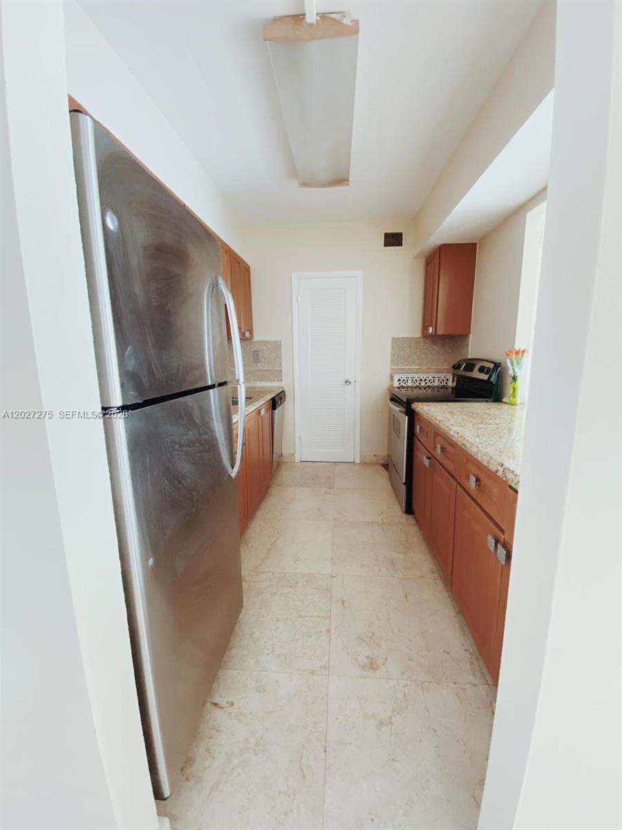 Property photo # 8