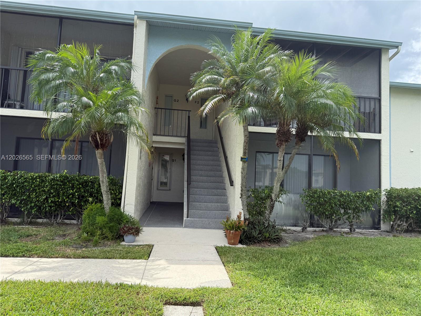 Palm Club Village II Cond