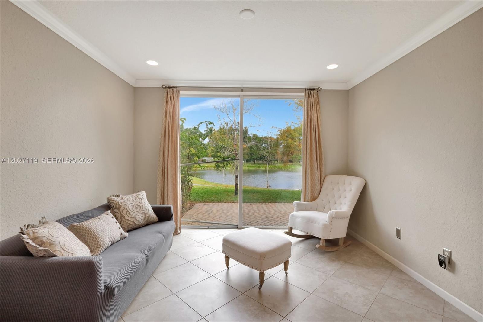 Property photo # 9