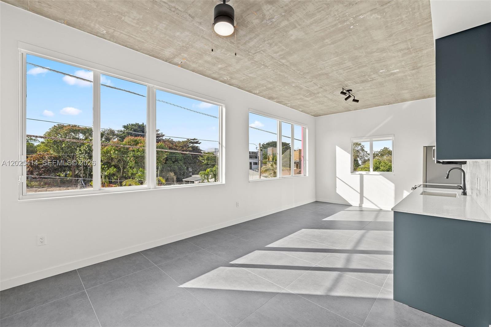 Property photo # 7