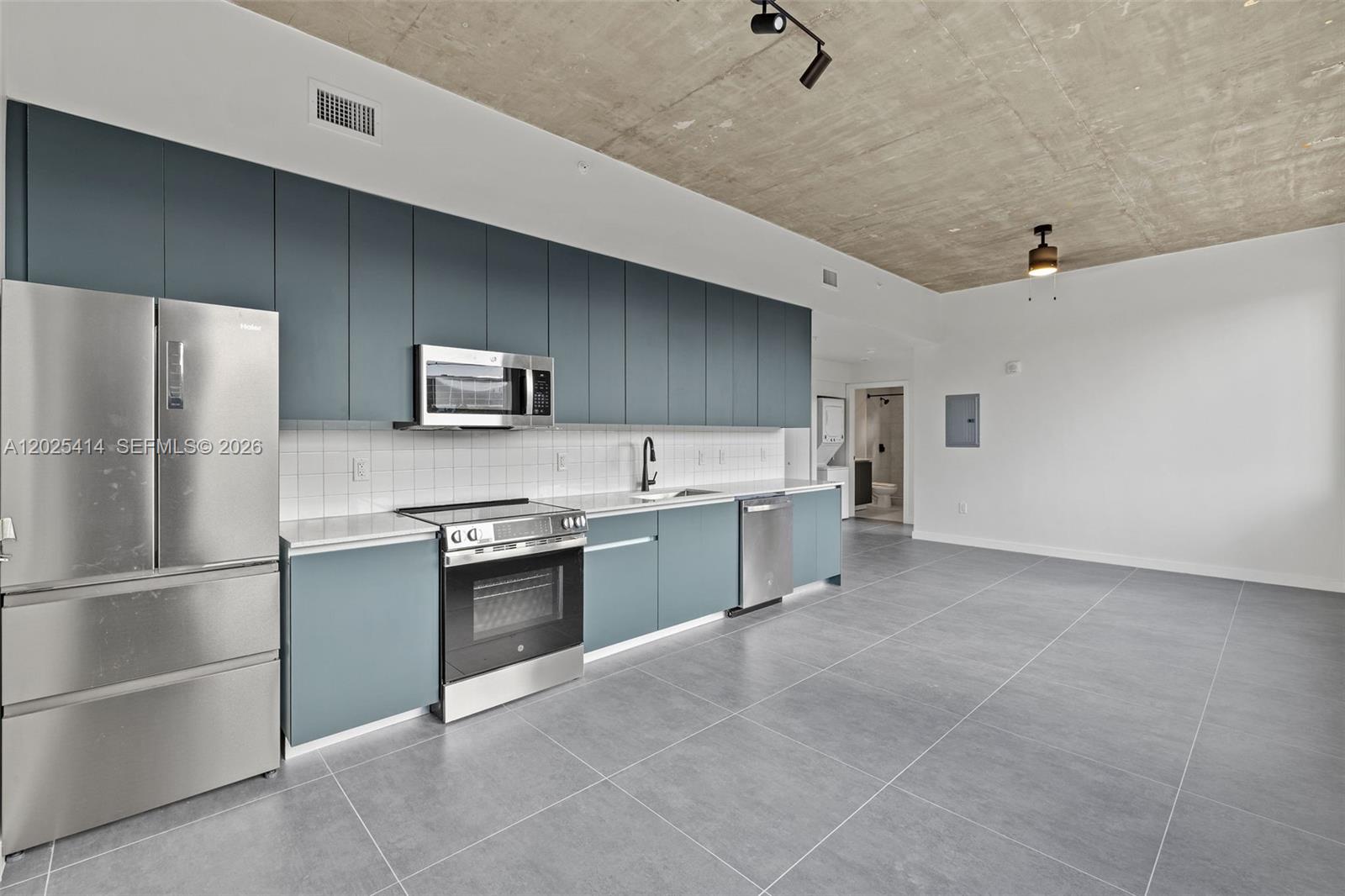Property photo # 5