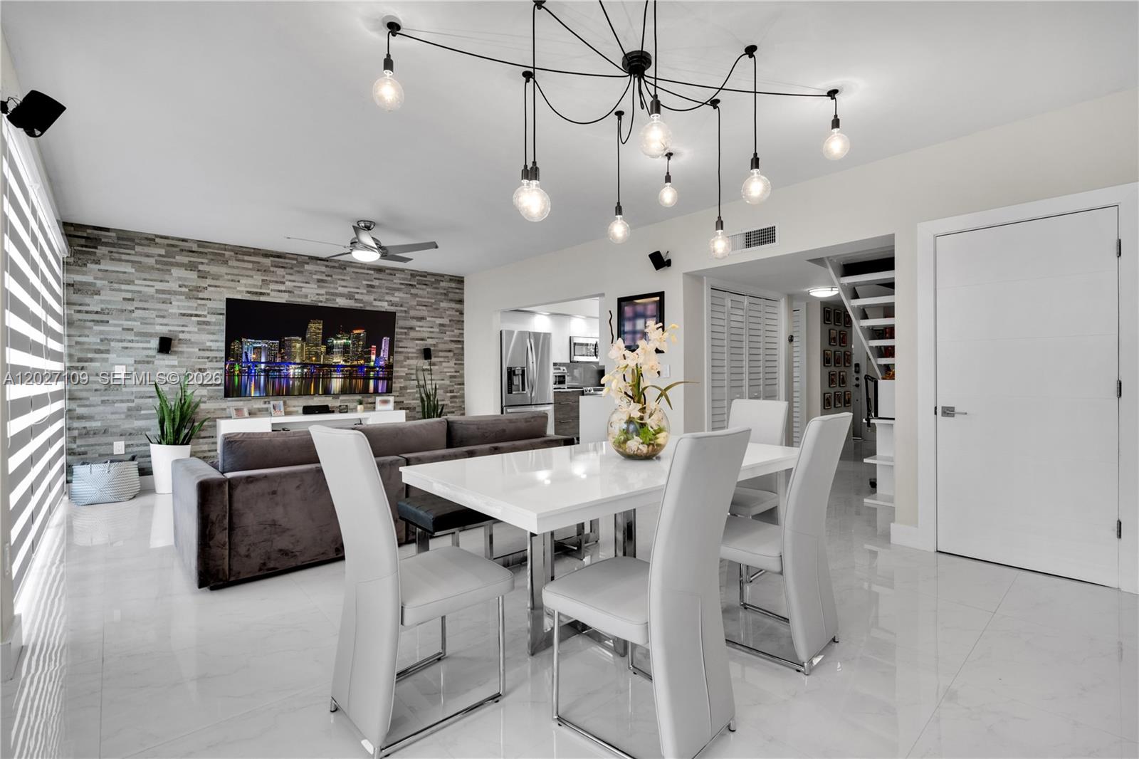 Oakview Condo #4