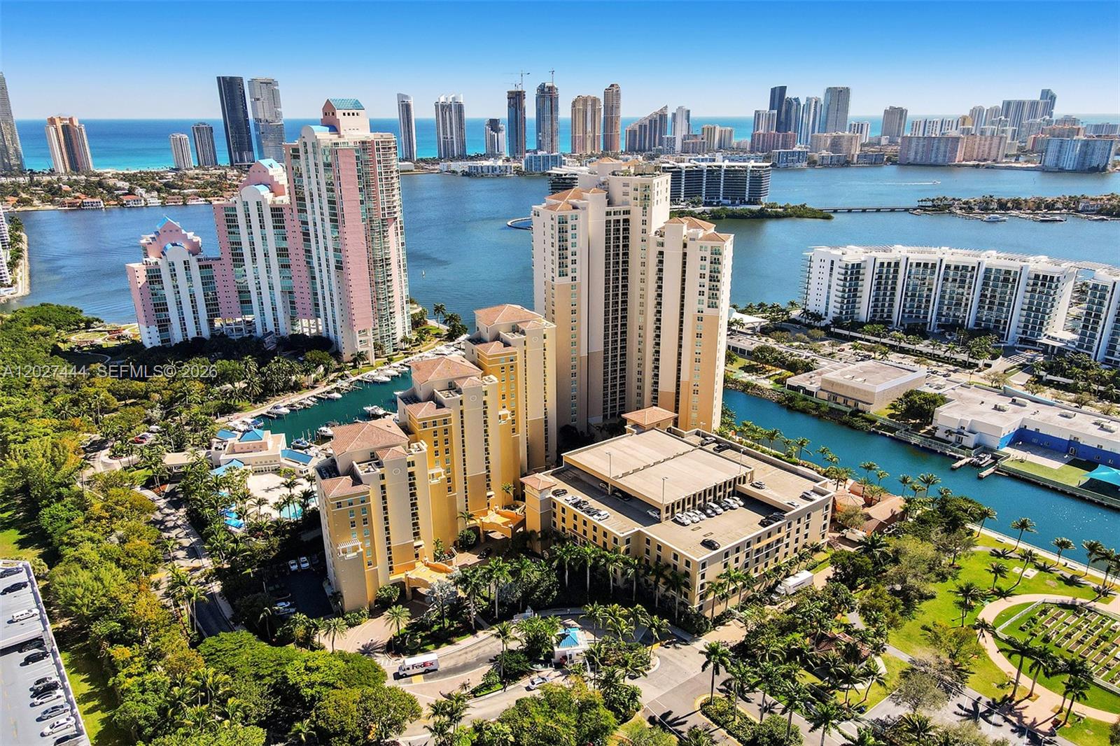 Aventura Marina Condo Num